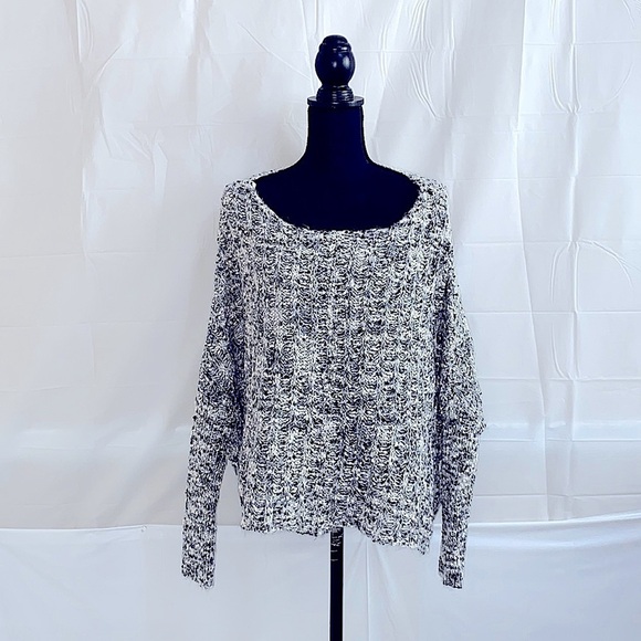 Wonderly Oversized Knit Sweater Size L - Picture 1 of 6